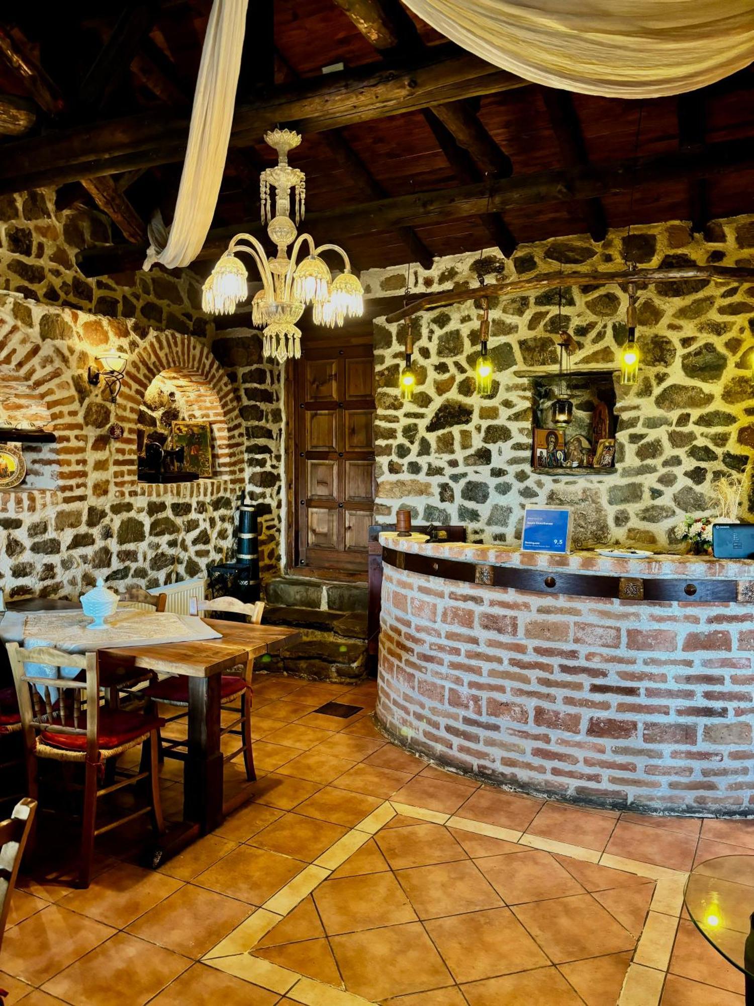 Iaspis Guesthouse Sidhirokhórion Екстериор снимка