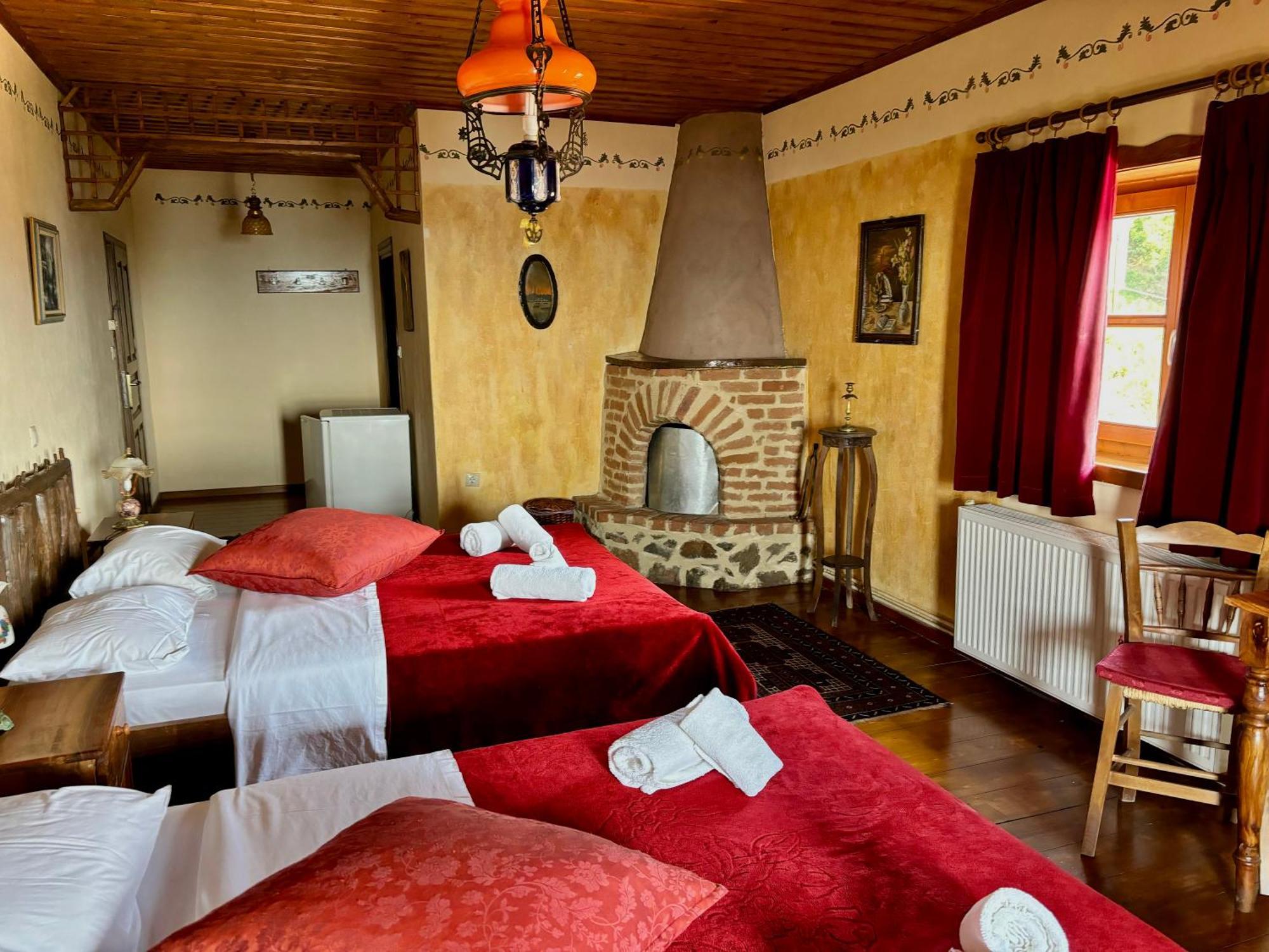 Iaspis Guesthouse Sidhirokhórion Екстериор снимка