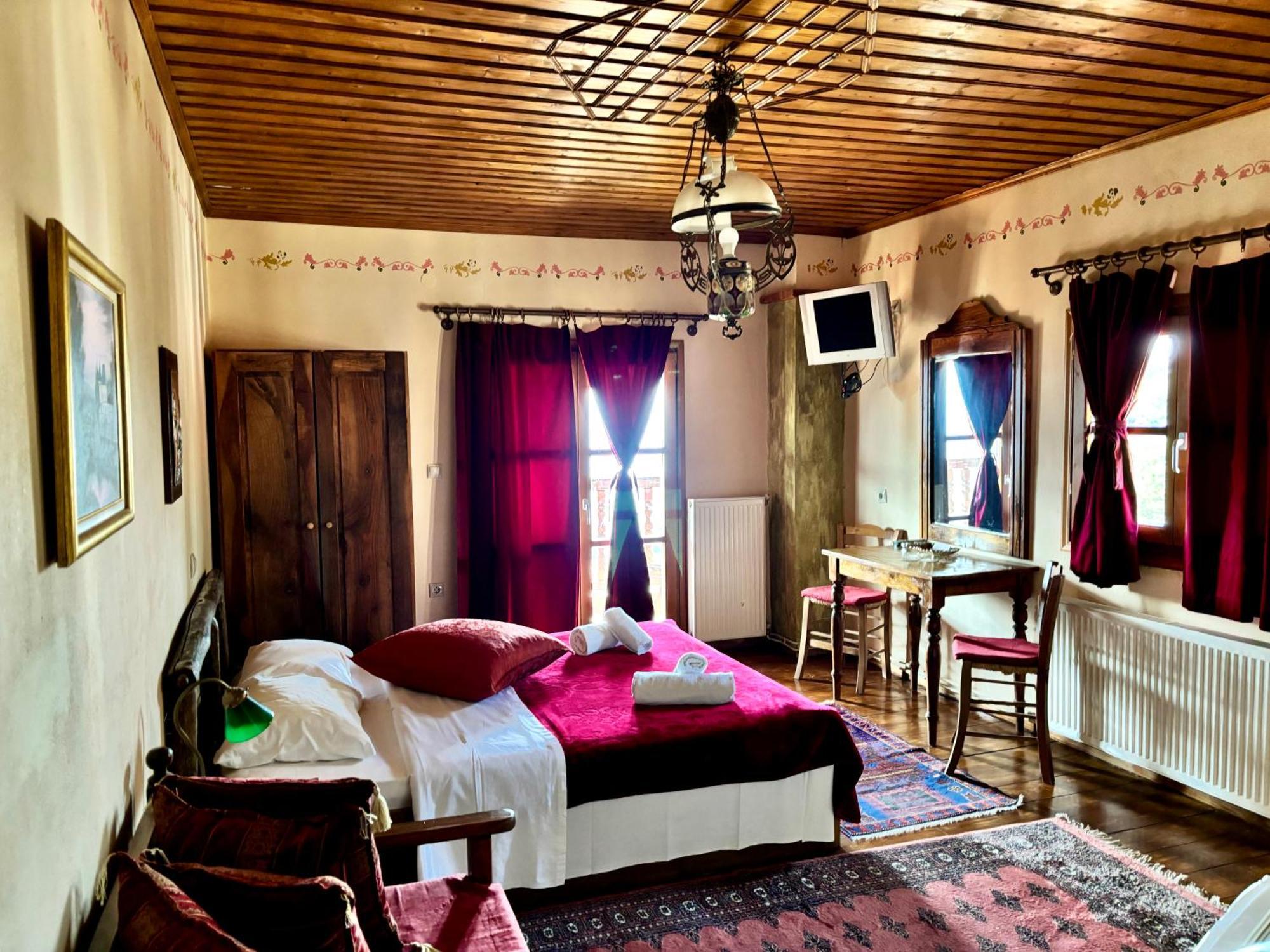 Iaspis Guesthouse Sidhirokhórion Екстериор снимка