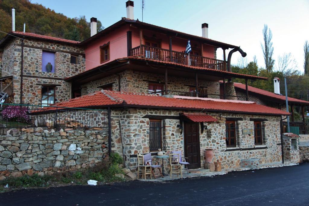 Iaspis Guesthouse Sidhirokhórion Екстериор снимка